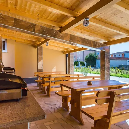 Dragan K3 - A1 First Floor - Mpolo *